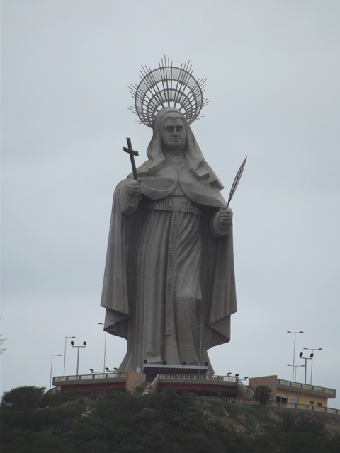Início da minha viagem, passando por Santa Cruz-RN e a grande estátua da padroeira da cidade