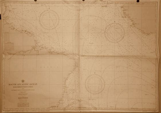 Mapa de navegação aérea da região do Atlântico Sul. esta travessia aérea, antes dos satélites e do GPS era algo que deixava os aviadores estadunidenses apreensivos 