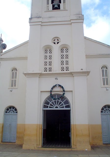 Fachada da igreja de Nossa Senhora do Perpétuo Socorro, em santa Cruz da Baixa Verde.