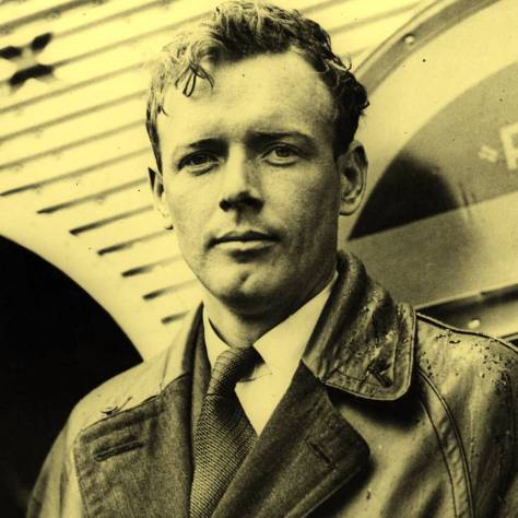 O aviador norte americano Charles Lindbergh. Ele esteve em Natal na década de 1930, realizando um Raid em um hidroavião monomotor, junto a com a sua esposa
