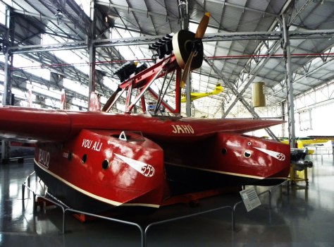 O “Jahú”, um hidroavião Savoia-Marchetti S.55, o último de seu modelo no mundo, atualmente se encontra no Museu de aviação da TAM, em São Carlos, São Paulo – Fonte - http://www.panomario.com