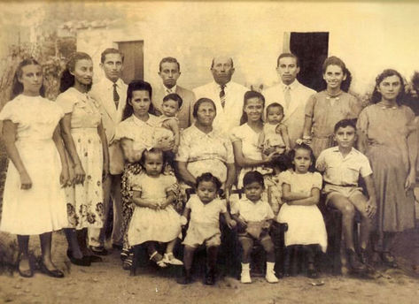 Familia-judeus-marroquinos-morar-Santarem_ACRIMA20120521_0017_15